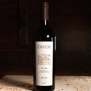 Vino ciu ciu piceno bacchus - country pig